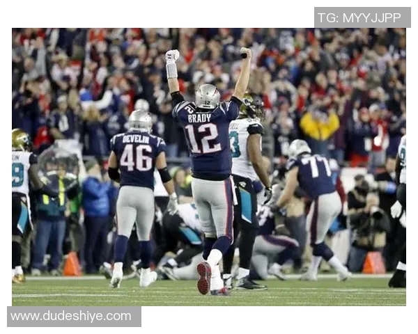 布雷迪的传奇人生与职业生涯回顾:从新秀到超级碗冠军的辉煌历程 布雷迪的传奇人生与职业生涯回顾:从新秀到超级碗冠军的辉煌历程