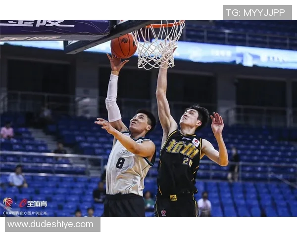 CBA夏季联赛精彩对决浙江队挑战上海队全力争胜