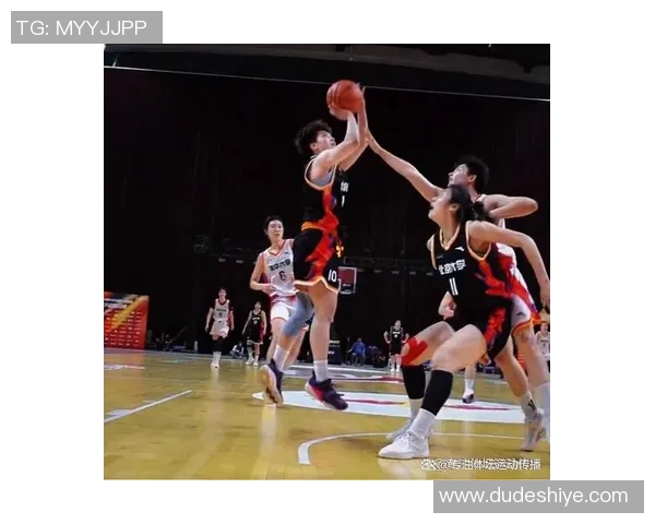 北大清华2015年CUBA篮球对决精彩回顾与赛场风云变幻分析 北大清华2015年CUBA篮球对决精彩回顾与赛场风云变幻分析