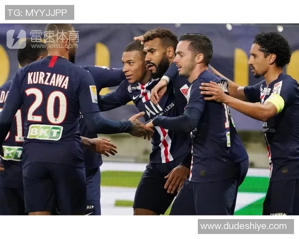 多特蒙德与巴黎圣日耳曼首回合激战回顾与精彩瞬间分析 多特蒙德与巴黎圣日耳曼首回合激战回顾与精彩瞬间分析