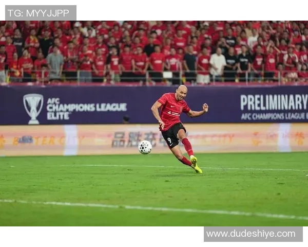 亚冠足球联赛:亚洲顶级俱乐部的荣耀与挑战之路 亚冠足球联赛:亚洲顶级俱乐部的荣耀与挑战之路