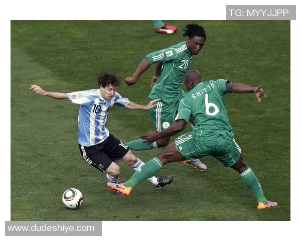 捷克与尼日利亚激战正酣比分揭晓精彩瞬间回顾