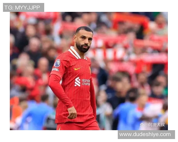 卢卡库重返赛场展现实力引发球迷热议未来前景备受期待