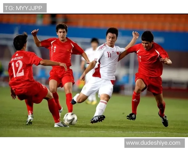 塞巴略斯的传奇旅程与足球生涯的辉煌成就探讨