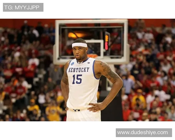 国王考辛斯对决勇士球队的精彩瞬间与战术分析 国王考辛斯对决勇士球队的精彩瞬间与战术分析